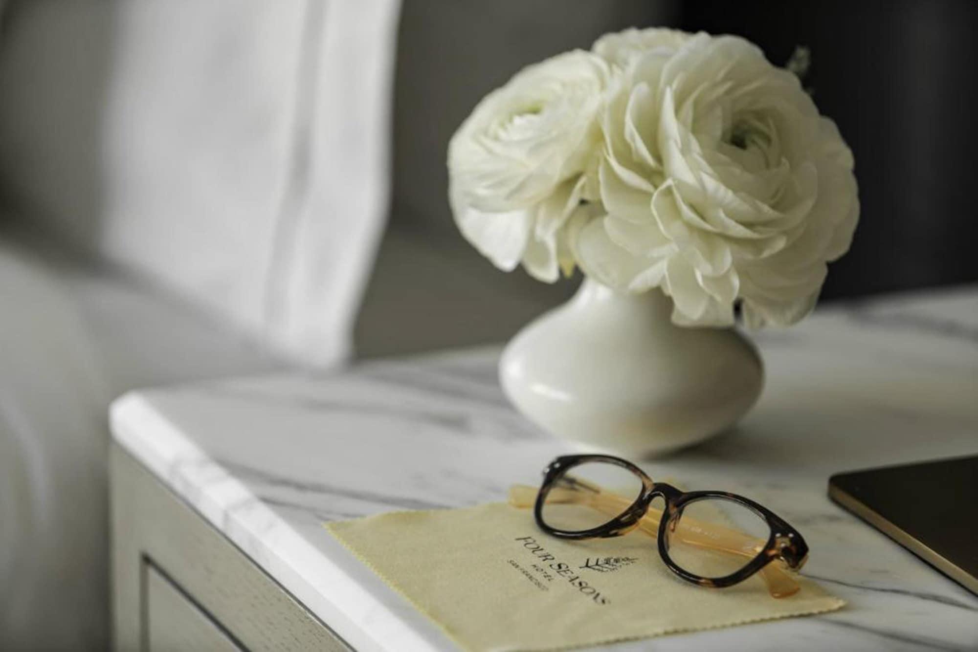 Four Seasons Hotel San Francisco Bagian luar foto